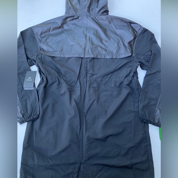 🖤RVCA Matte Shine Parka🖤 - Picture 11 of 16